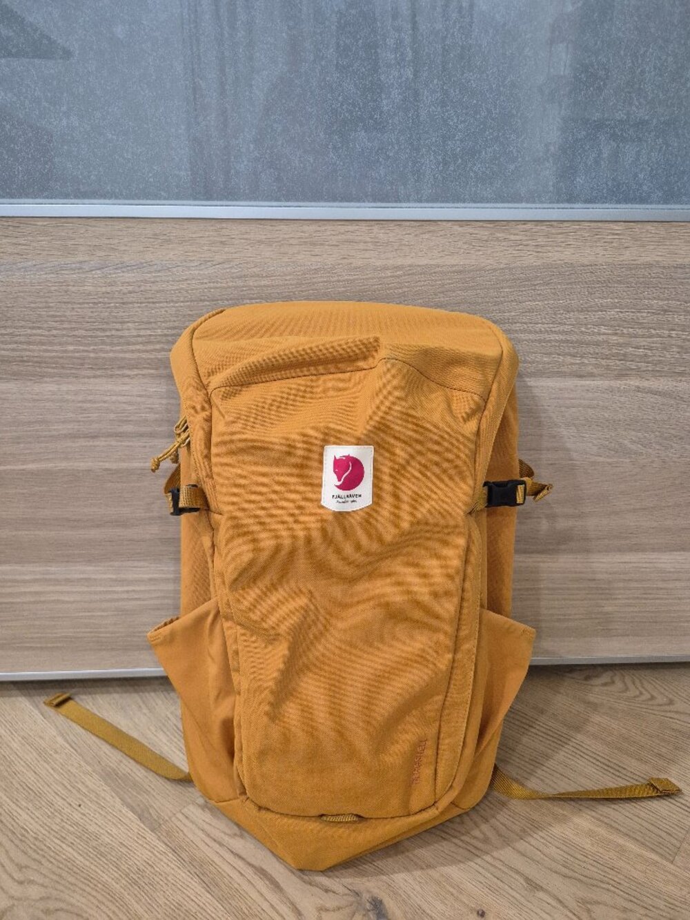 Fjallraven Ulvo 23L in Red Gold